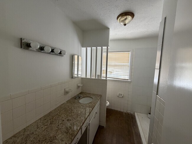 Building Photo - 3813 25th St