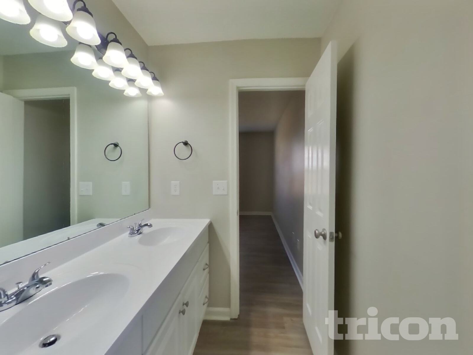 Building Photo - 3428 Nevin Brook Rd