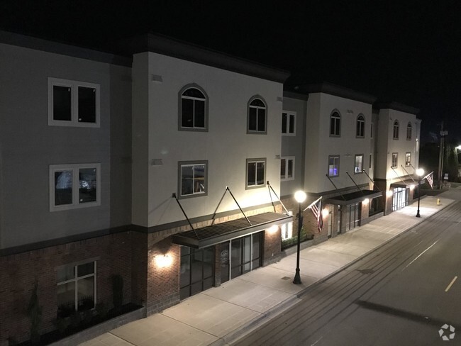 Building Photo - Emory Lofts