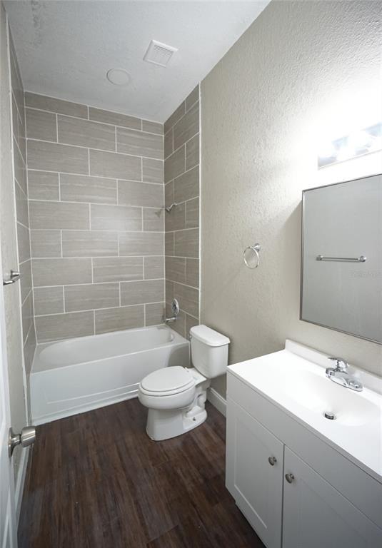 Building Photo - 4146 Bismarck Palm Dr