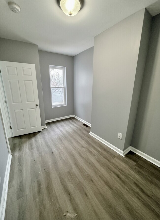 Building Photo - 3957 Ogden St