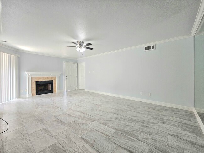 Building Photo - 9700 Leawood Blvd