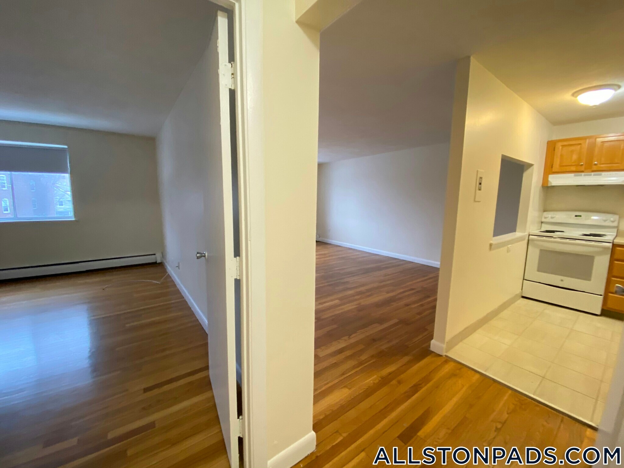 Building Photo - 84 Gardner St