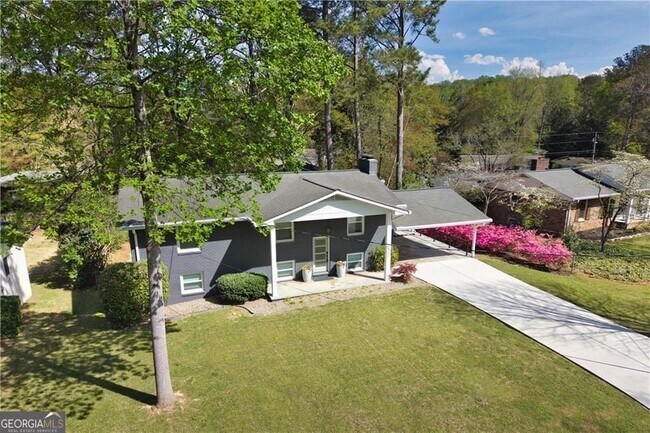 Building Photo - 677 Hillandale Cir