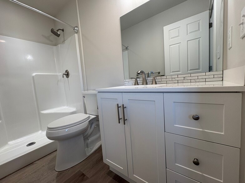 Building Photo - 2210 Arden Ct N