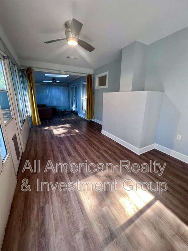 Building Photo - 101 Hands Cove Ln
