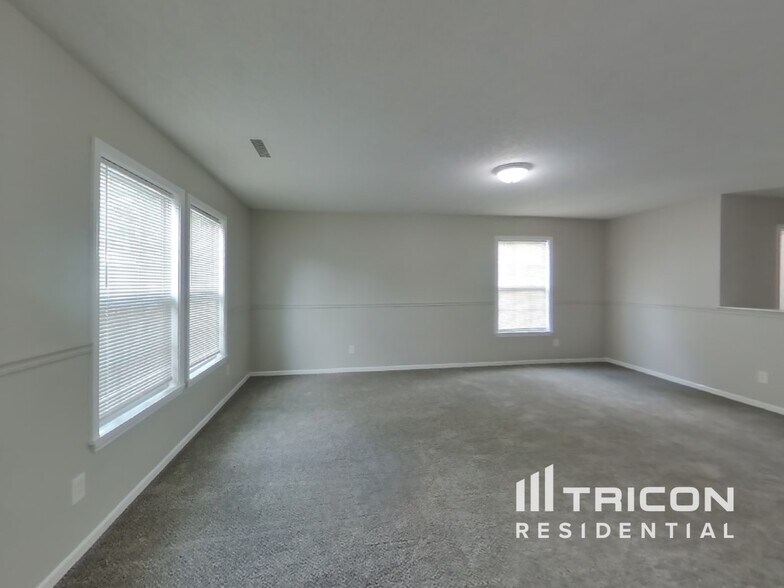 Building Photo - 2993 Hearthside Dr