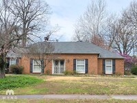 Building Photo - 2281 Webbing Dr