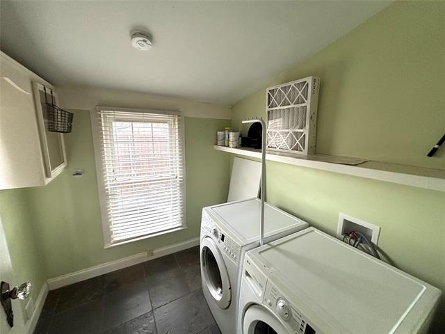 Building Photo - 3810 Whitehall Dr