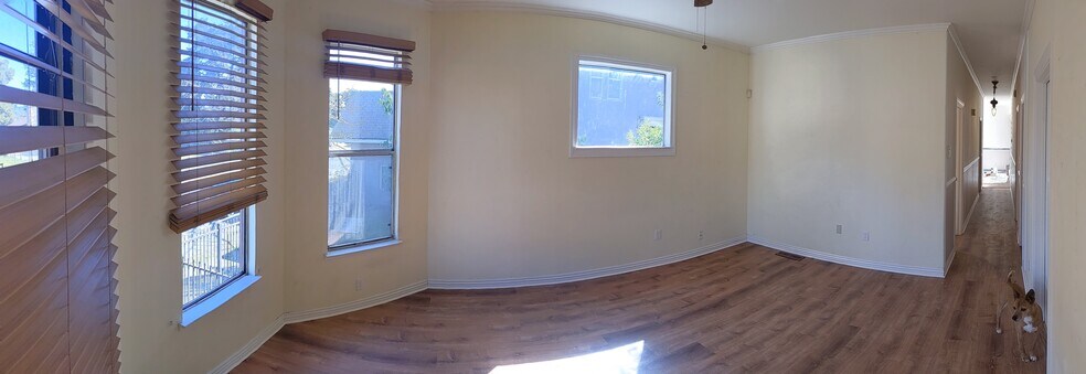 Living Room - 1121 12th St