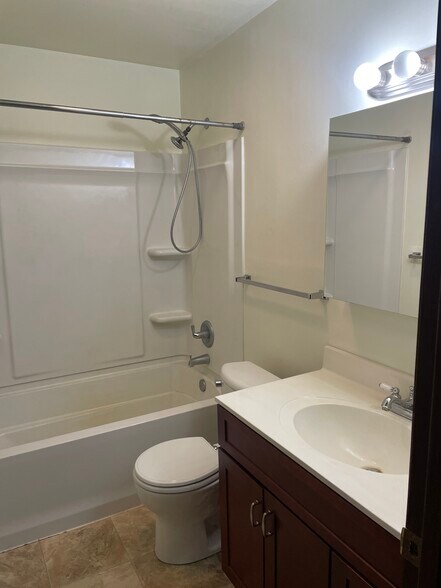 Bathroom - 210 Logan St