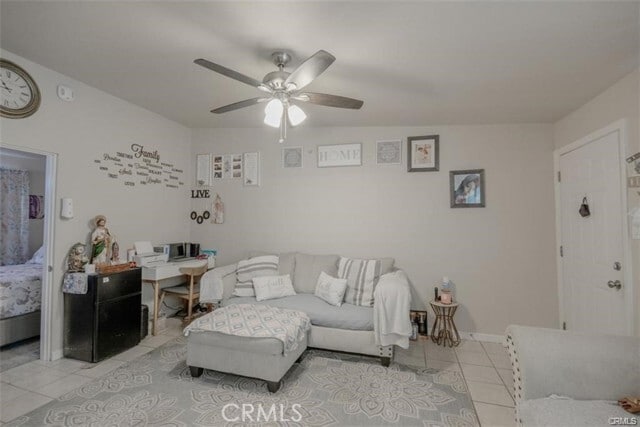 Building Photo - 587 El Placer Rd