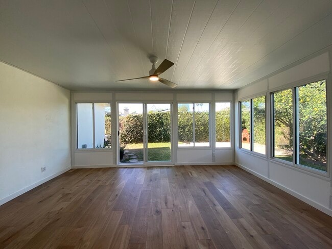 Building Photo - 3153 Sumatra Pl