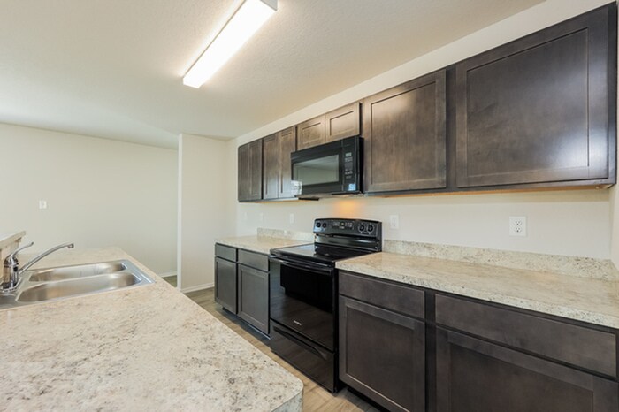 Building Photo - 5027 Blue Ranch