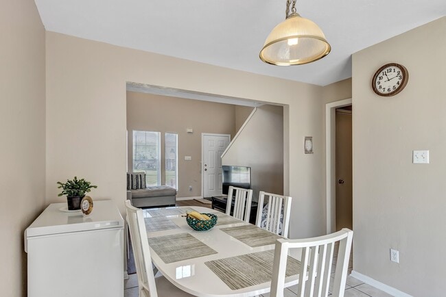 Building Photo - 2400 Pintail Loop