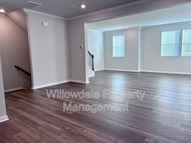 Building Photo - 514 Light Oak Wy