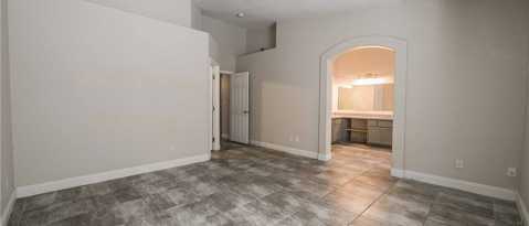 Building Photo - 6324 Hill Haven Ave