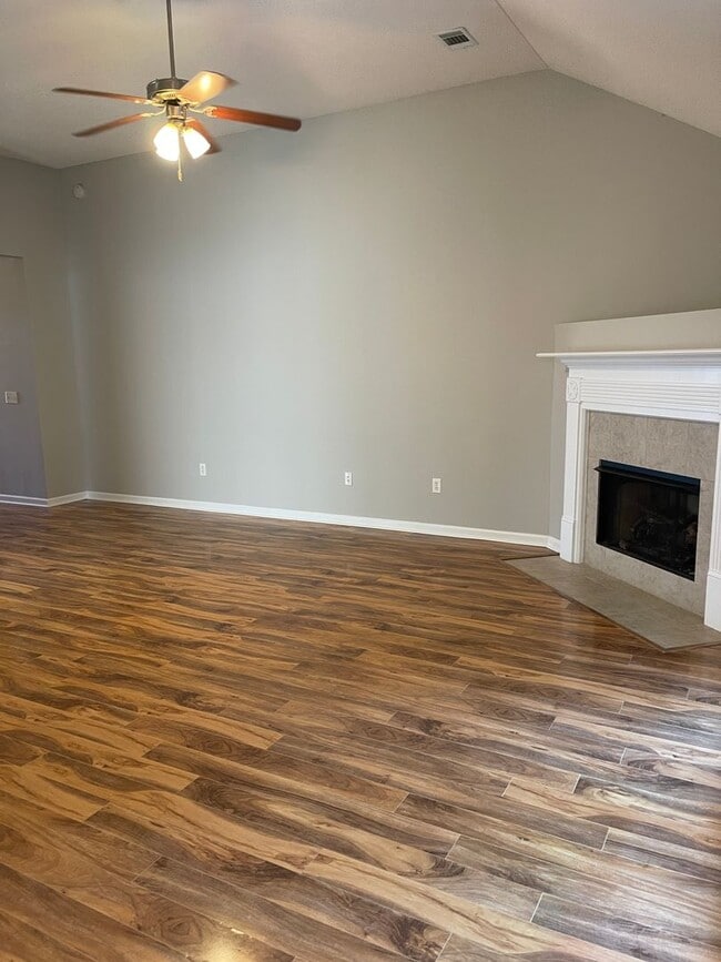 Building Photo - Discover Your Ideal Family Home in Pooler, Georgia!