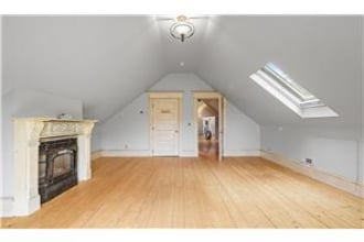 Building Photo - 3017 Knox Ave S