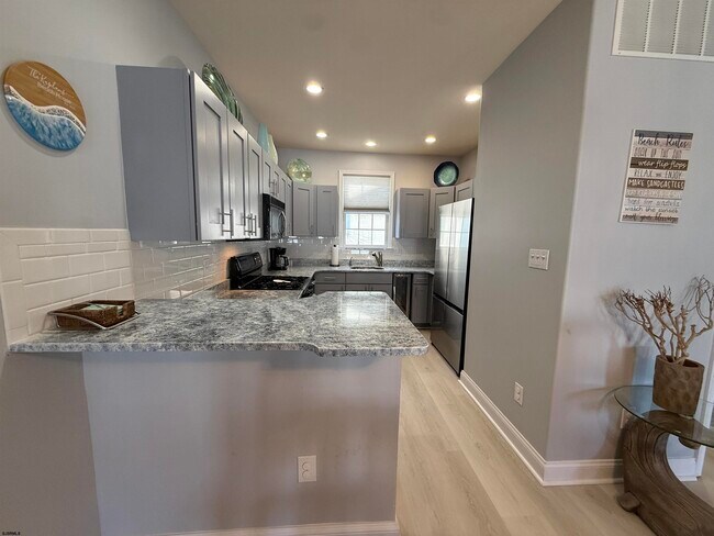 Building Photo - 32 S Coolidge Ave