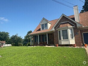 Building Photo - Coming Soon! Nice Home on Cul-Du-Sac Large...