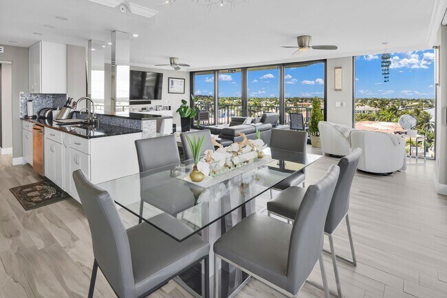 Building Photo - 899 Jeffery St