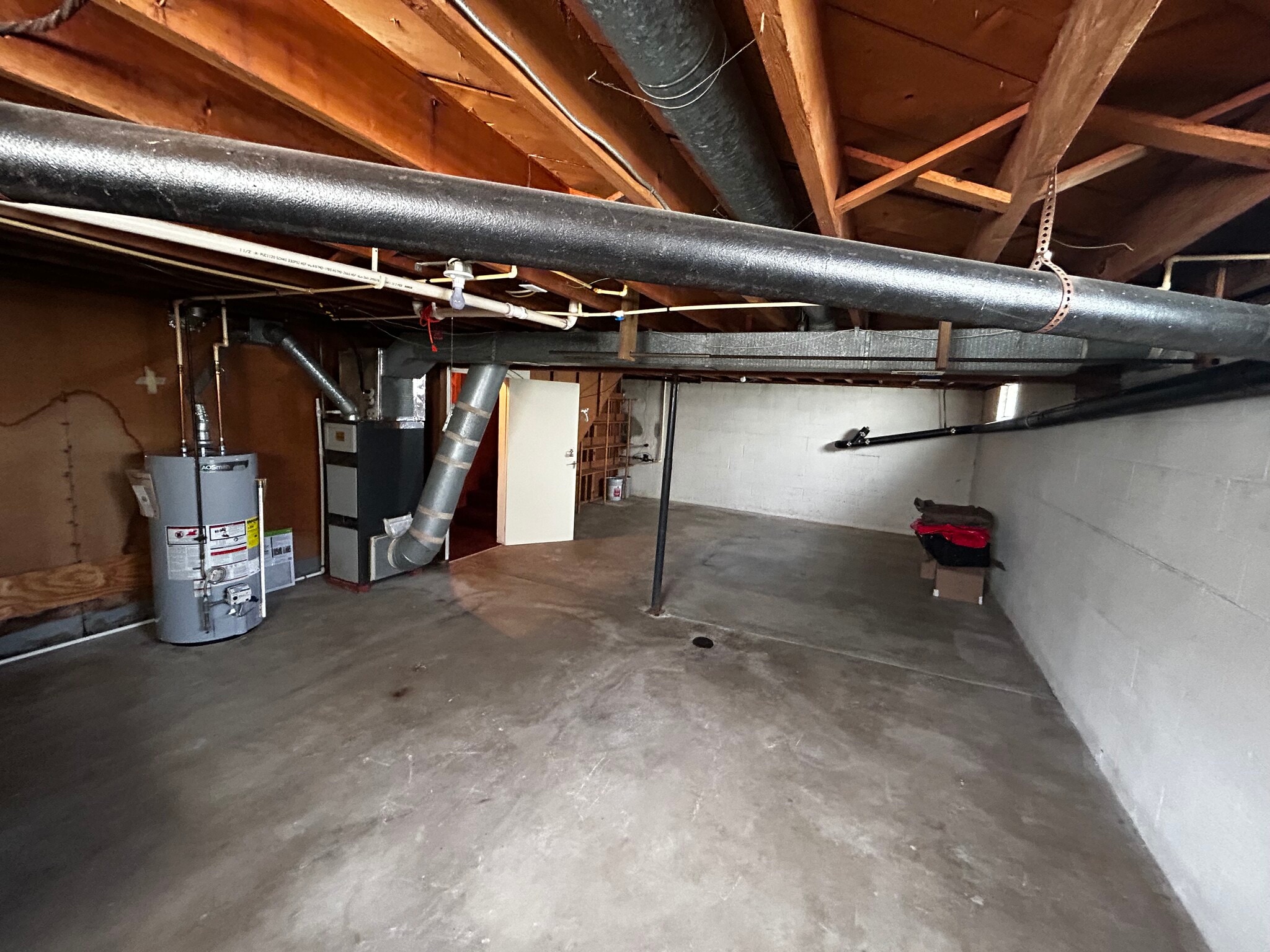 Basement - 1702 Graylock St