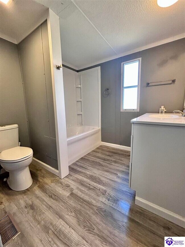 Building Photo - 55 Rhonda Ct