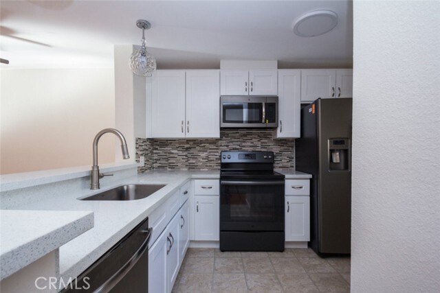 Building Photo - 2940 N Verdugo Rd