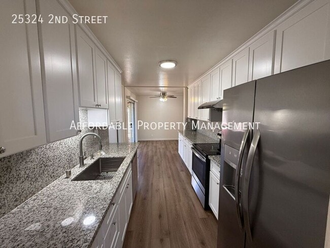 Building Photo - 25324 2nd St