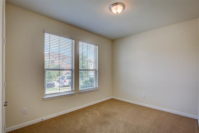 Building Photo - 9133 Edenberry Ln