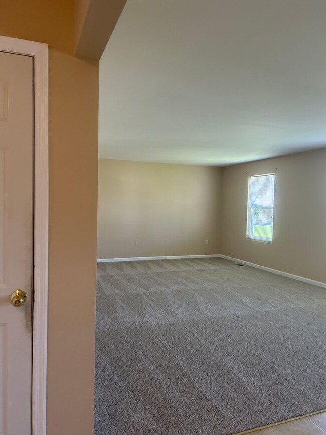 Building Photo - 39 Westhaven Meadows Dr