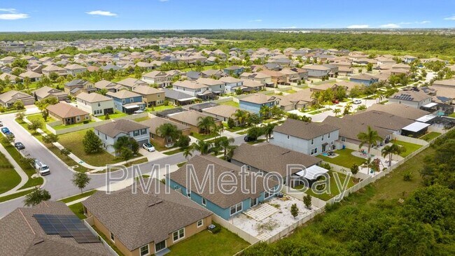 Building Photo - 9703 Sage Creek Dr