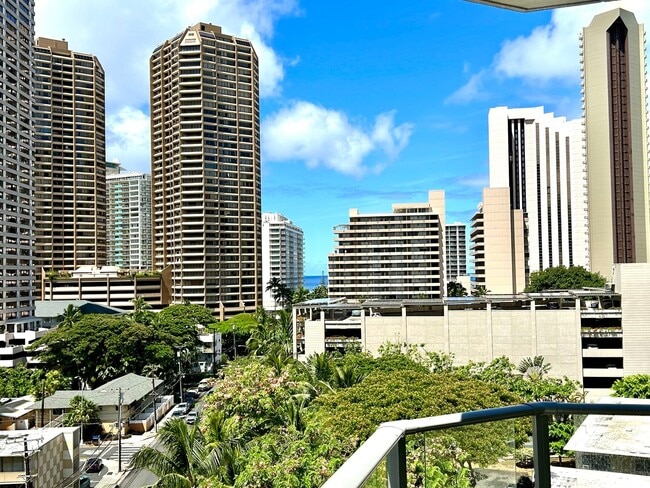Building Photo - 1645 Ala Wai Blvd