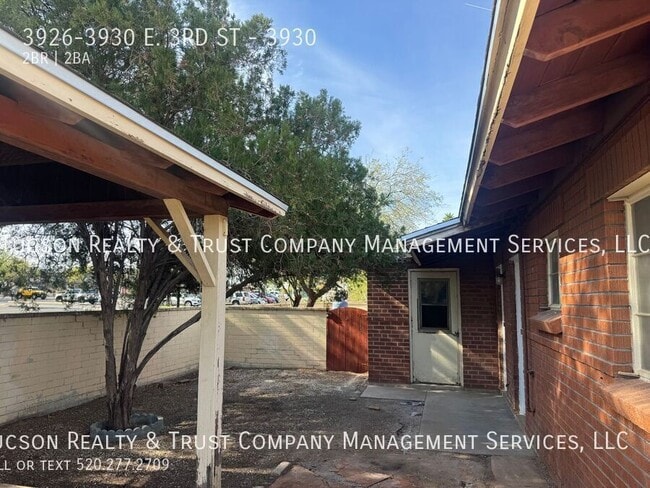 Building Photo - 3926-3930 E. 3RD ST-3930