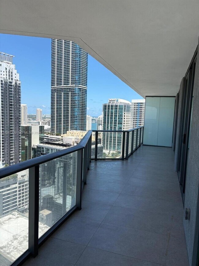 Building Photo - 1300 S Miami Ave
