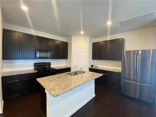 Building Photo - 17115 Alturas Ave