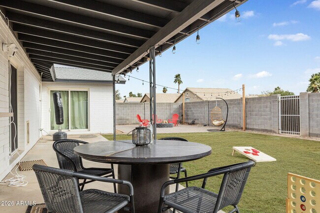 Building Photo - 2529 E Commonwealth Cir