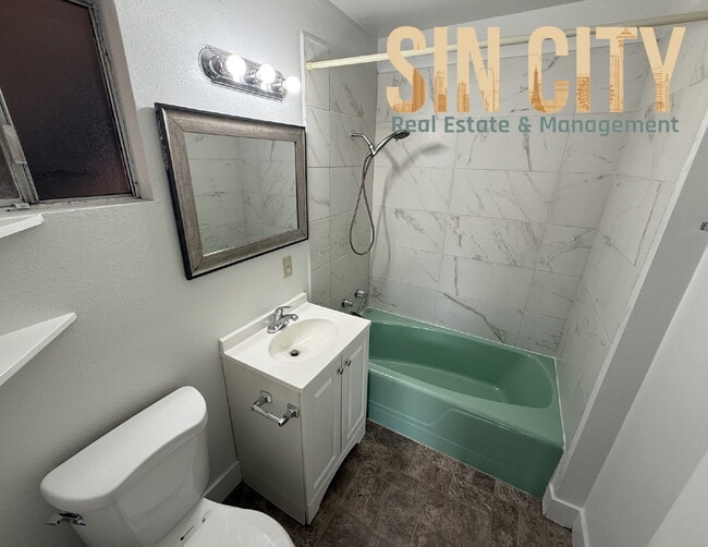 Building Photo - Discover Urban Comfort: Spacious 1-Bedroom Oasis at Lyn Capri