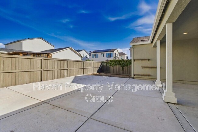 Building Photo - 3003 Neil Jerome Dr