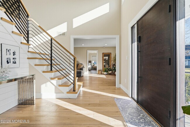 Building Photo - 8 Jackson Ct