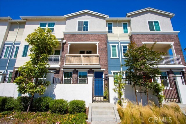 Building Photo - 6899 Magnolia Ave
