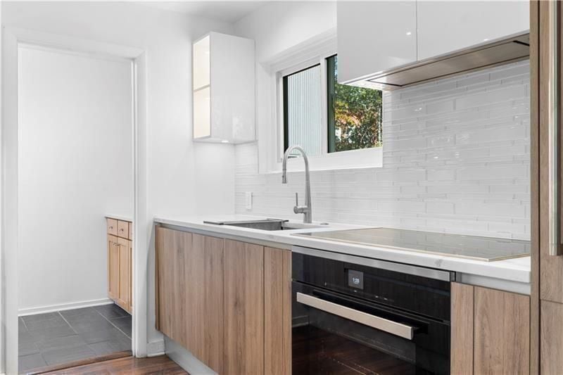 Building Photo - 5 Krog St NE