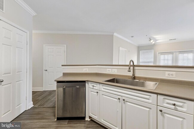 Building Photo - 3009 Nicosh Cir