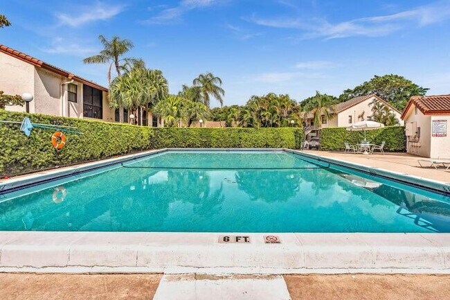 Building Photo - 22017 Palms Way