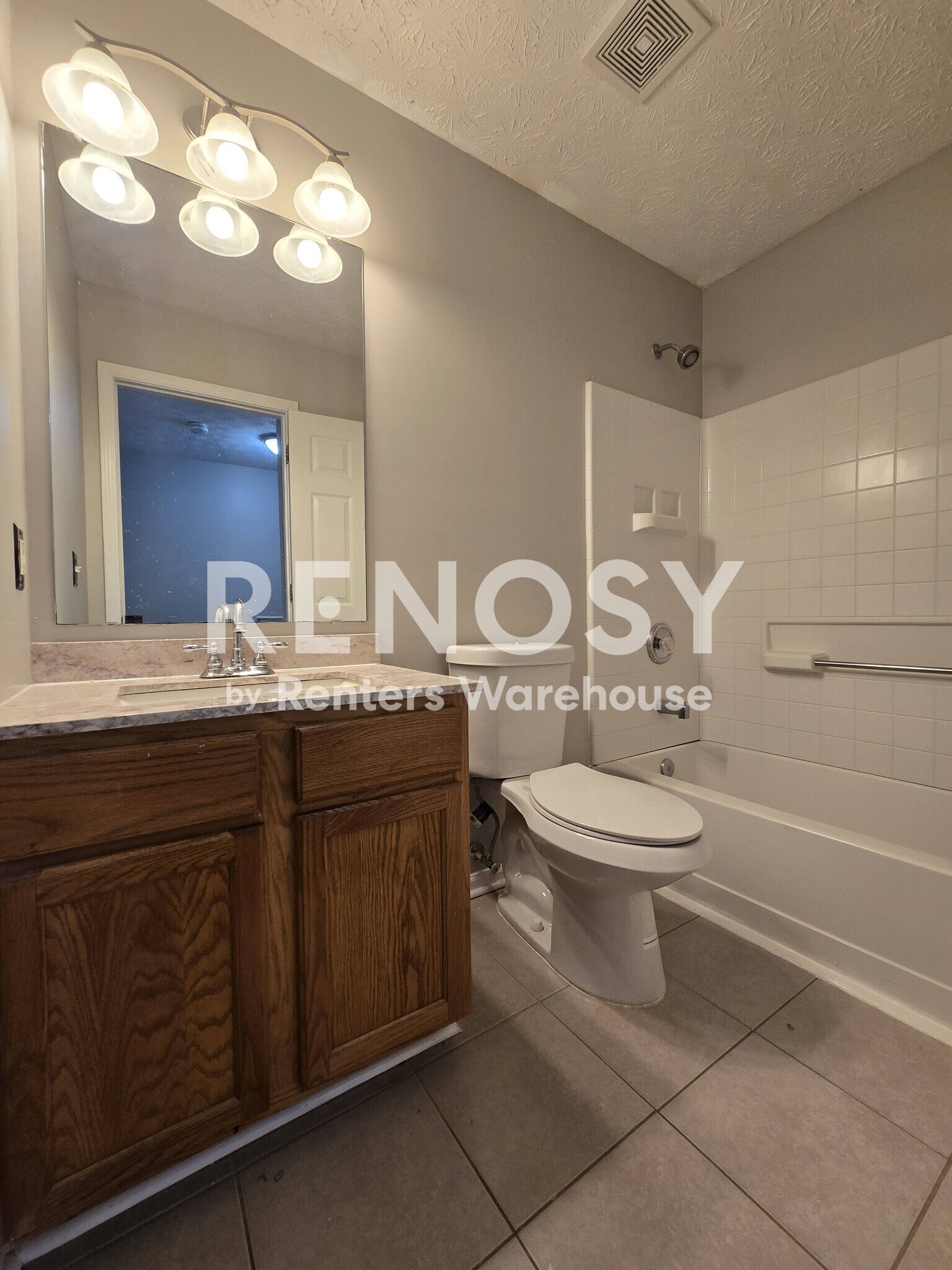 Building Photo - 5533 Strathmoor Manor Cir