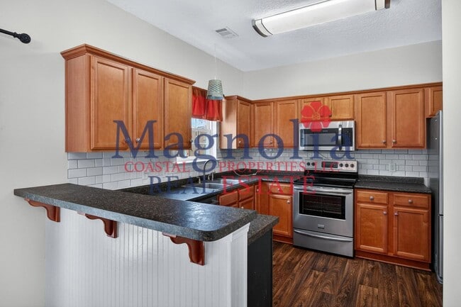 Building Photo - 255 Cypress Point Dr