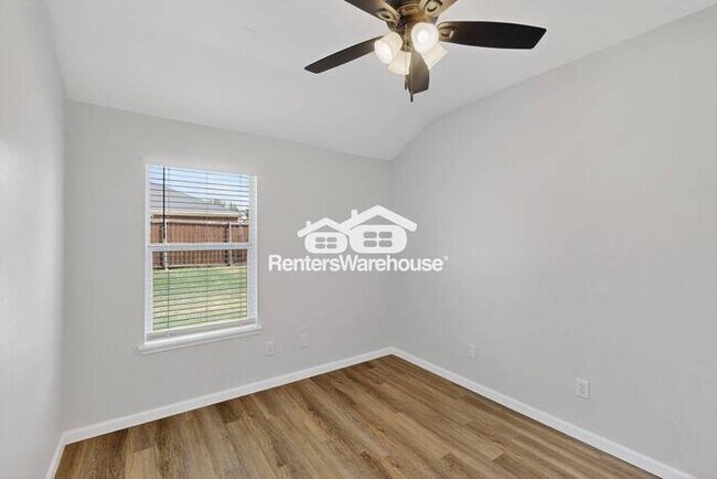 Building Photo - Corner Lot Completely Refreshed Little Elm...