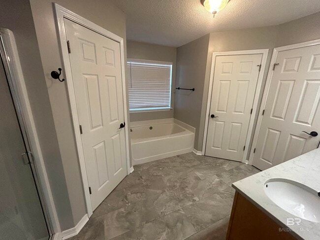 Building Photo - 22744 Tranquil Ln