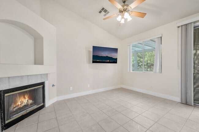 Building Photo - Single-Story Seven Hills Retreat with Stunning City & Mountain Views!